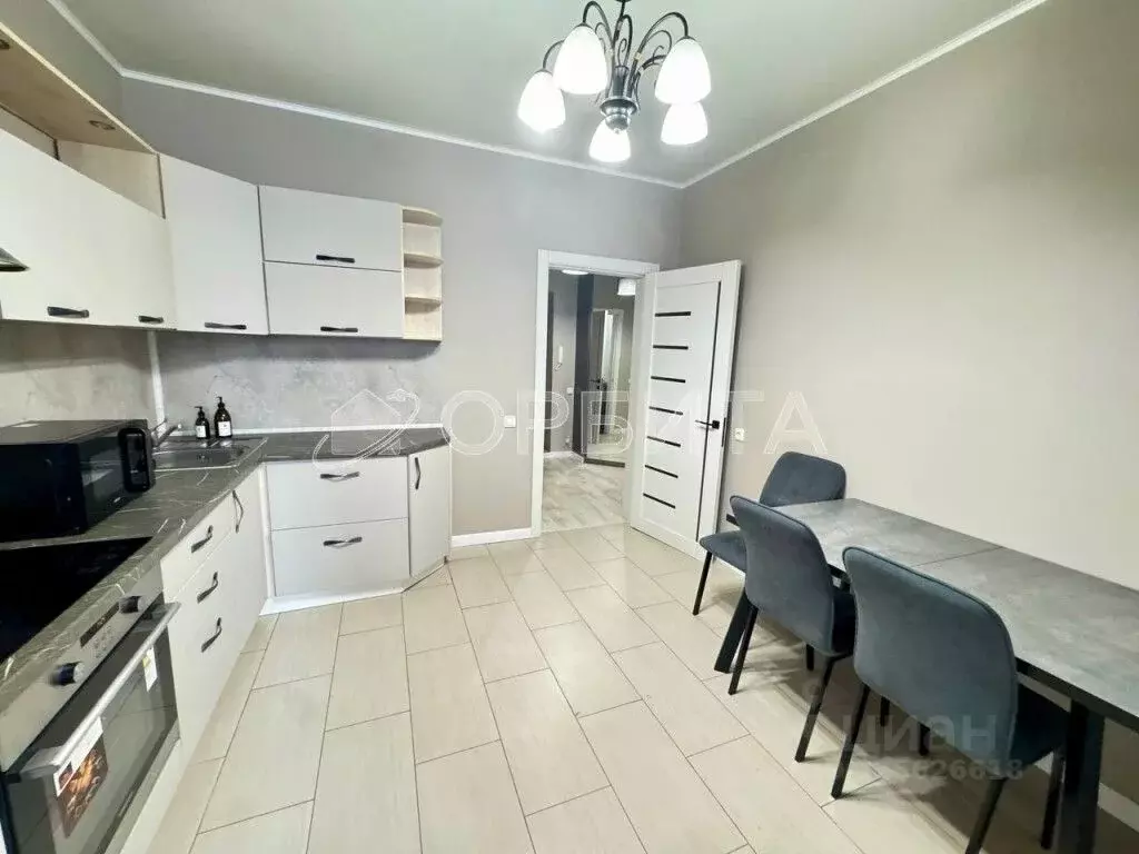 1-к кв. Тюменская область, Тюмень Комсомольская ул., 75 (41.0 м) - Фото 2