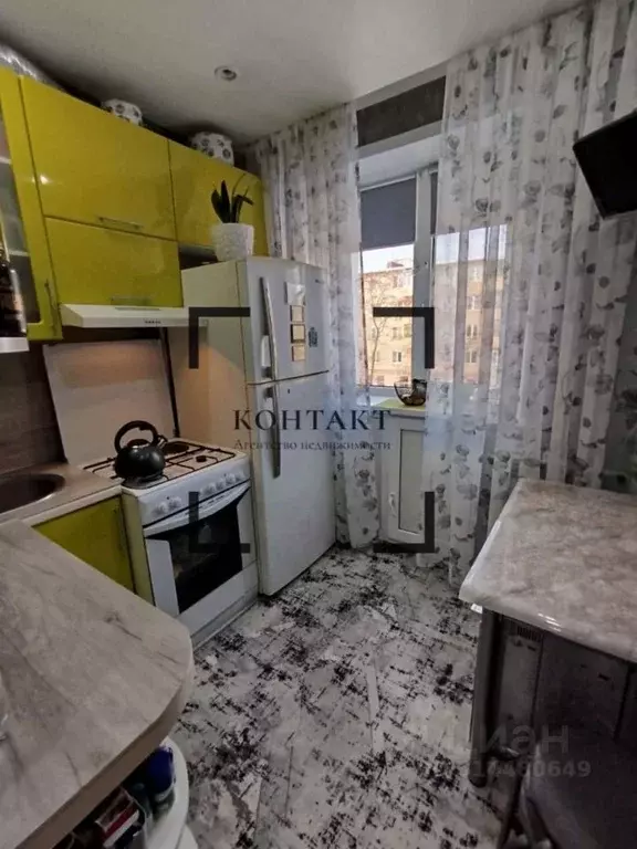 2-к кв. Белгородская область, Старый Оскол Октябрьская ул., 29 (46.0 ... - Фото 1