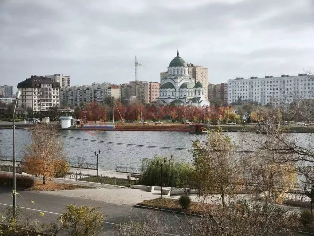 3-к кв. Астраханская область, Астрахань ул. Набережная Приволжского ... - Фото 1