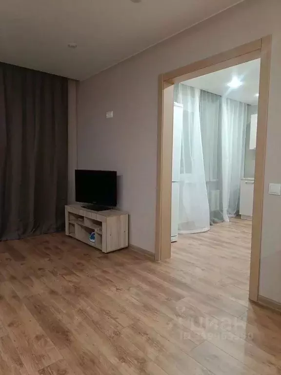1-к кв. Тюменская область, Тюмень ул. Константина Посьета, 9 (42.0 м) - Фото 1