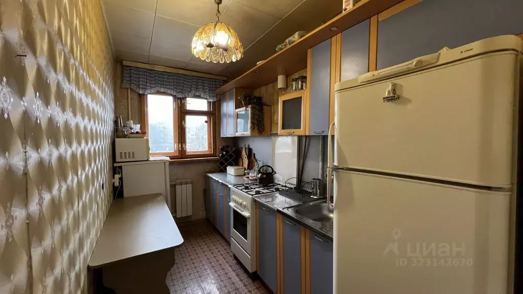 2-к кв. Свердловская область, Екатеринбург ул. Амундсена, 66 (43.4 м) - Фото 1