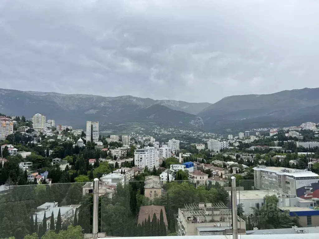 Свободной планировки кв. Крым, Ялта ул. К. Маркса, 18А (270.8 м) - Фото 0