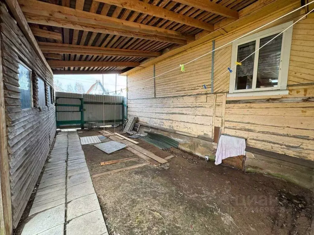 Дом в Ленинградская область, Тихвин Новосельская ул., 4 (38 м) - Фото 2