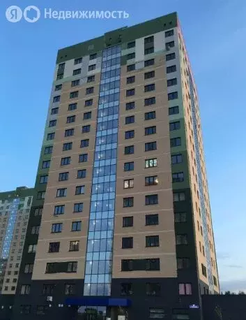 2-комнатная квартира: Тюмень, улица Мельникайте, 36к2 (58.6 м) - Фото 1