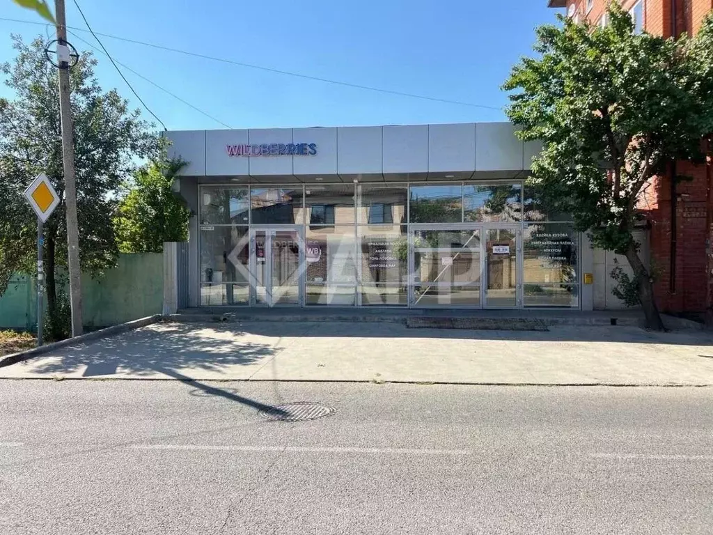 Торговая площадь в Краснодарский край, Краснодар 1 Мая ул., 87 (82 м) - Фото 1