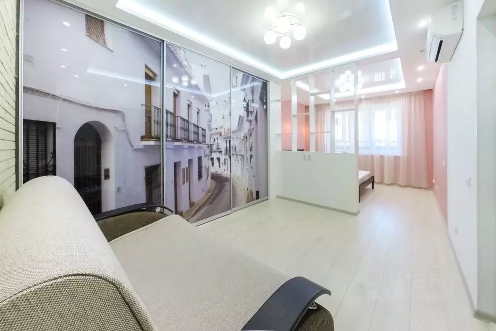 1-к кв. Свердловская область, Екатеринбург ул. Токарей, 26 (40.0 м) - Фото 0