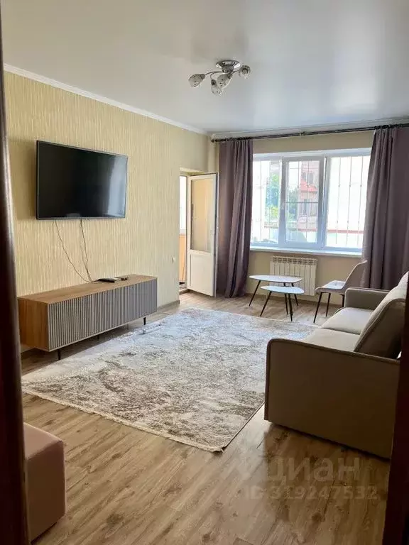2-к кв. Ставропольский край, Пятигорск просп. Калинина, 2а (73.0 м) - Фото 0