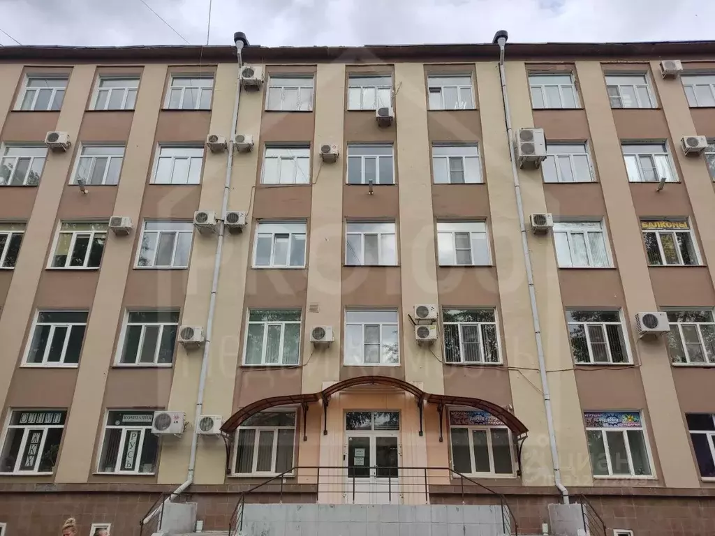 Помещение свободного назначения в Омская область, Омск Нефтезаводская ... - Фото 0