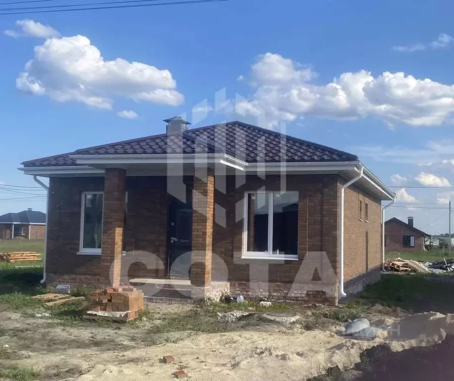 Дом в Воронежская область, с. Новая Усмань пл. Мира (102 м) - Фото 1