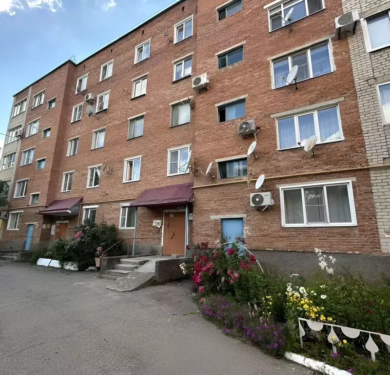 1-к кв. Краснодарский край, Лабинск ул. Урицкого, 2 (30.0 м) - Фото 1