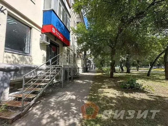 Помещение с высоким пешеходным и автом. трафиком - Фото 0