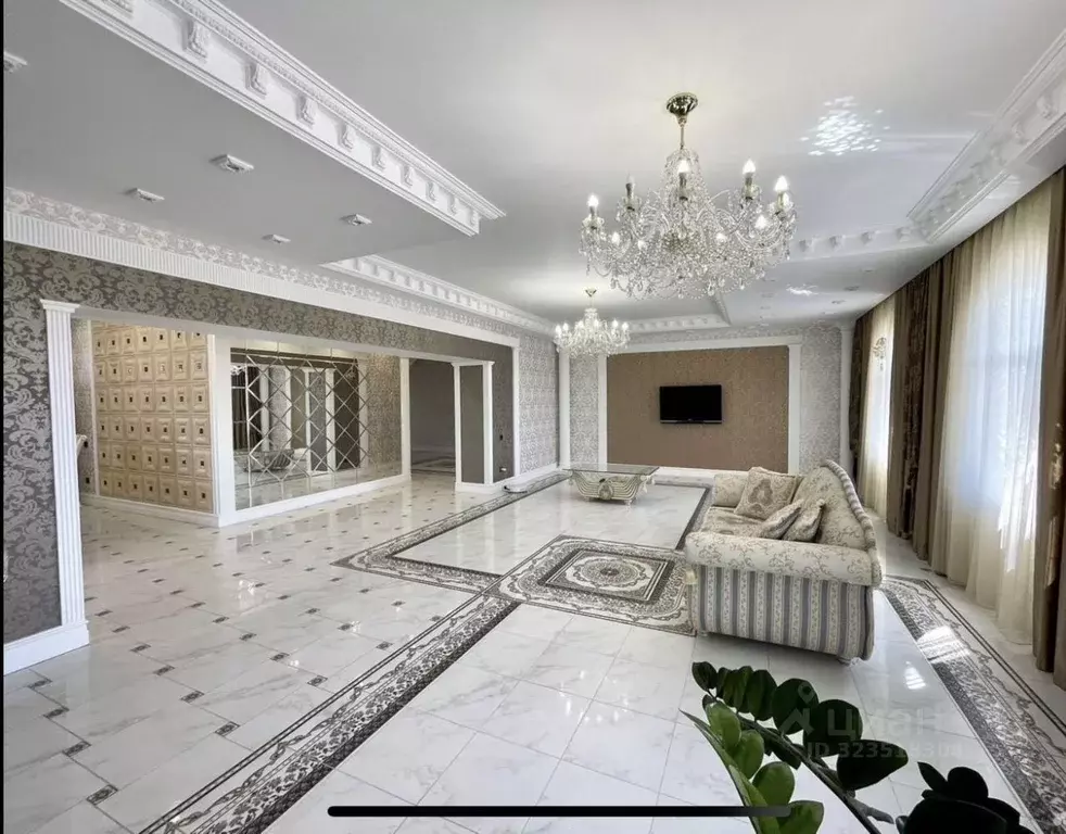 Дом в Саратовская область, Пугачев ул. Максима Горького, 139 (500 м) - Фото 2