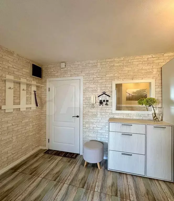 2-к. квартира, 60 м, 8/12 эт. - Фото 0