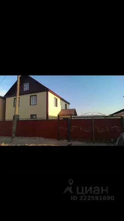 Дом в Саха (Якутия), Якутск Ильменская ул., 56 (170 м) - Фото 0