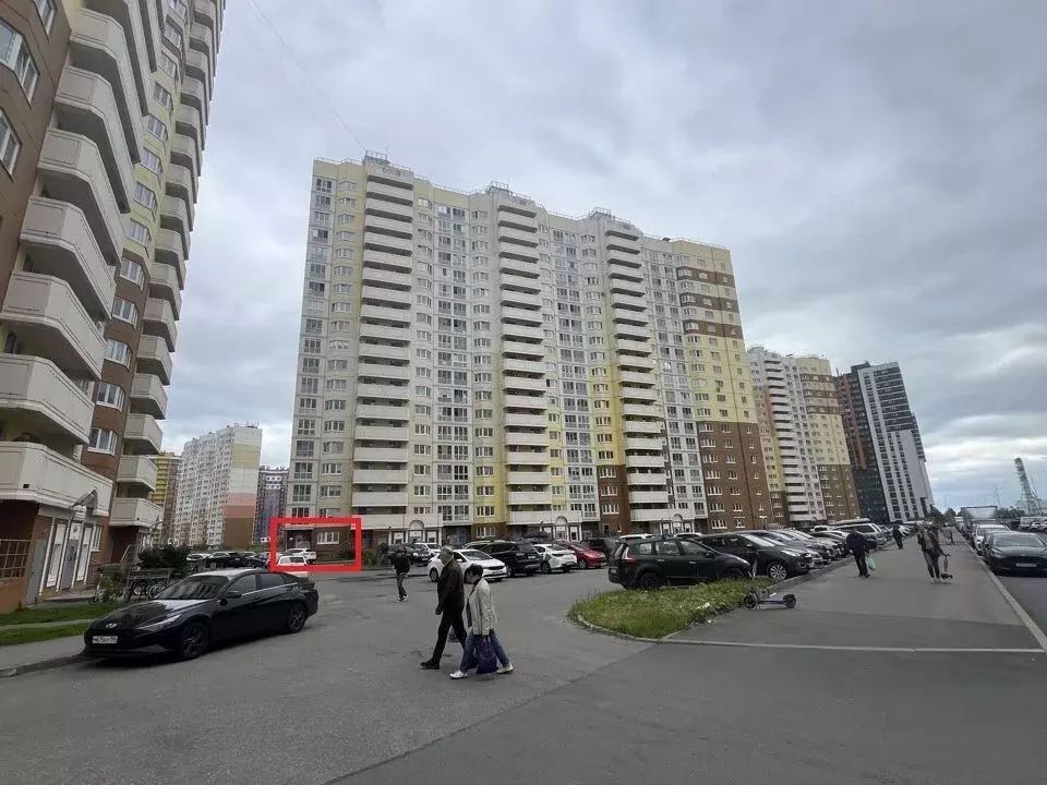 Помещение свободного назначения в Санкт-Петербург просп. Королева, ... - Фото 1