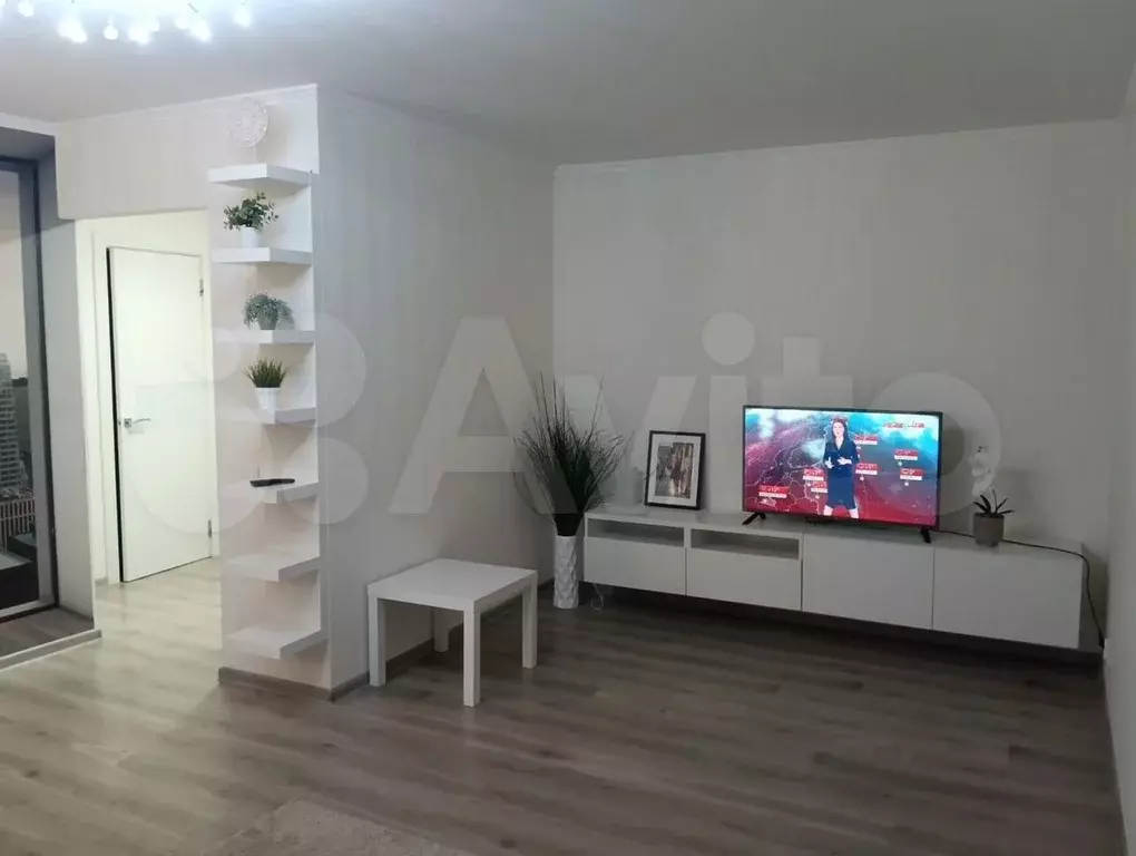 1-к. квартира, 40 м, 5/10 эт. - Фото 1