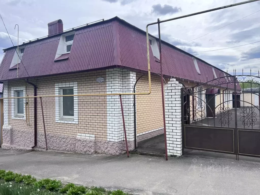 Помещение свободного назначения в Орловская область, Ливны ул. ... - Фото 0