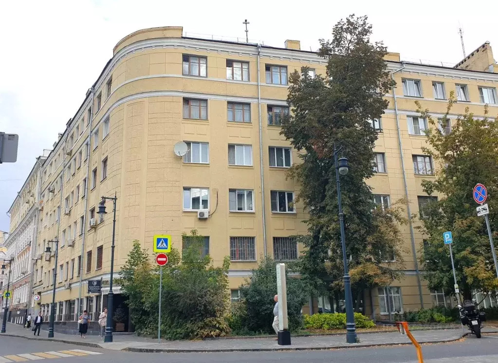 3-к кв. Москва ул. Маросейка, 10/1С3 (72.3 м) - Фото 0