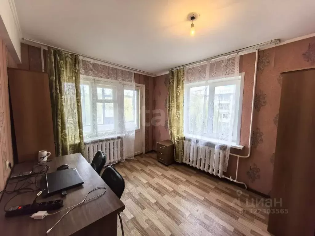 1-к кв. Брянская область, Брянск ул. Молодой Гвардии, 83 (30.7 м) - Фото 1