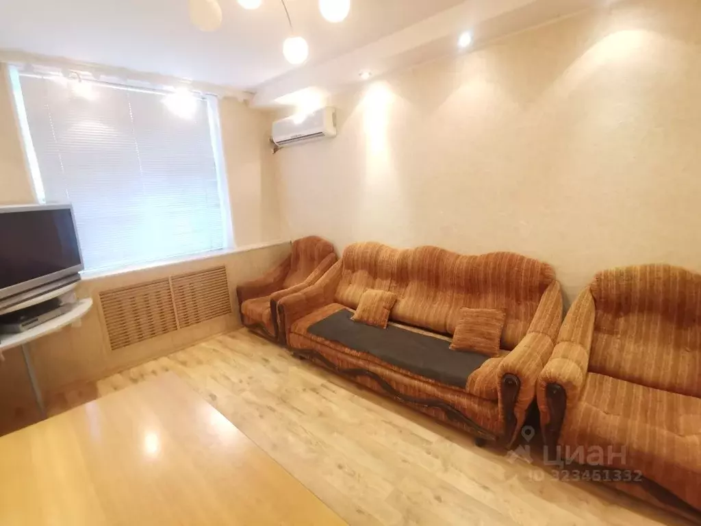 2-к кв. Оренбургская область, Оренбург ул. Кирова, 5 (33.0 м) - Фото 1