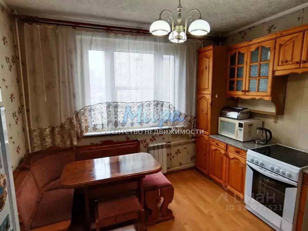 2-к кв. Московская область, Люберцы Городок Б мкр, ул. 3-е Почтовое ... - Фото 0