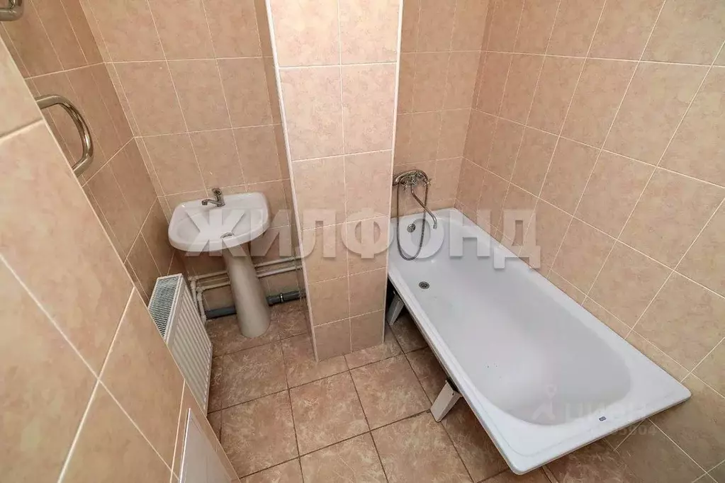 2-к кв. Новосибирская область, Новосибирск ул. Петухова, 95/4 (46.7 м) - Фото 1