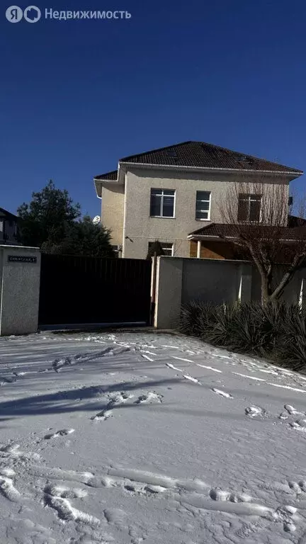 Дом в Заозёрное, Скифская улица, 9 (237 м) - Фото 1