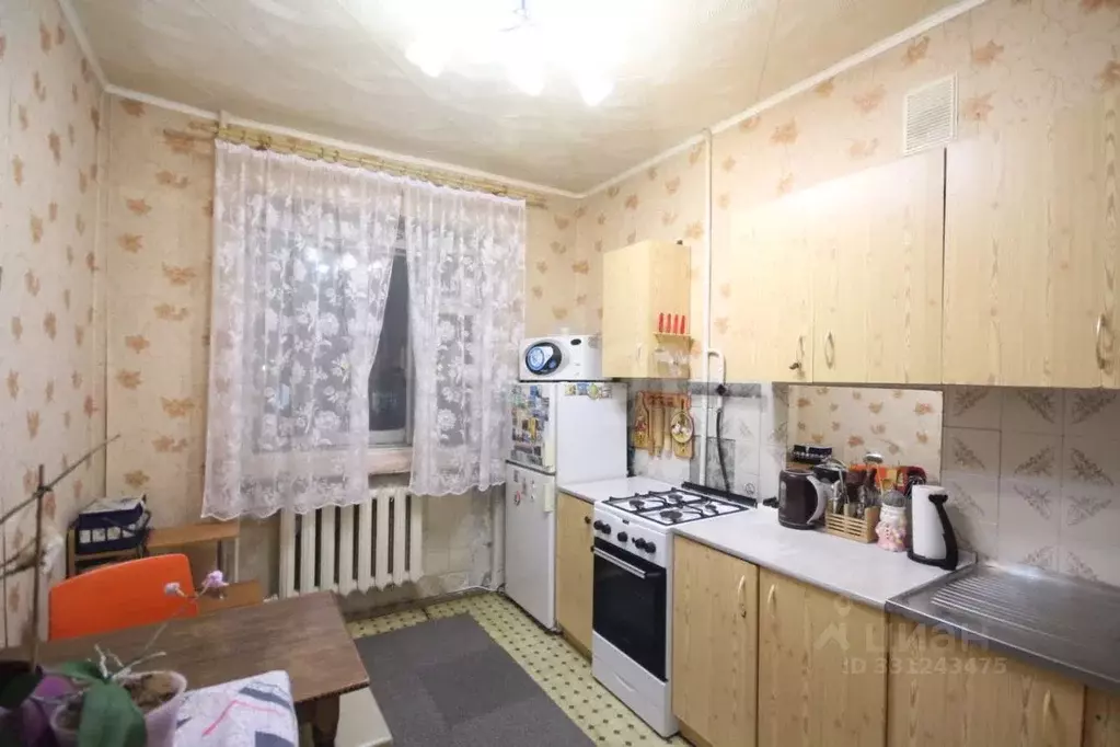 Комната Ямало-Ненецкий АО, Новый Уренгой Юбилейная ул., 1 (10.0 м) - Фото 2