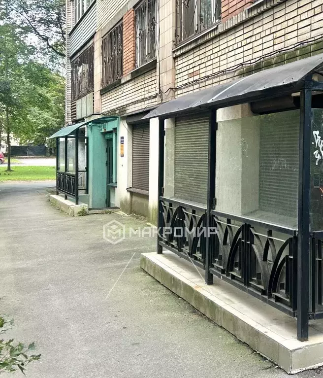 Торговая площадь в Санкт-Петербург 2-й Муринский просп., 39 (150 м) - Фото 1