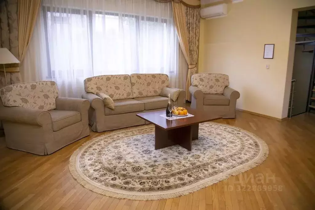 Дом в Краснодарский край, Сочи Красная Поляна пгт, ул. Калиновая, 18 ... - Фото 1