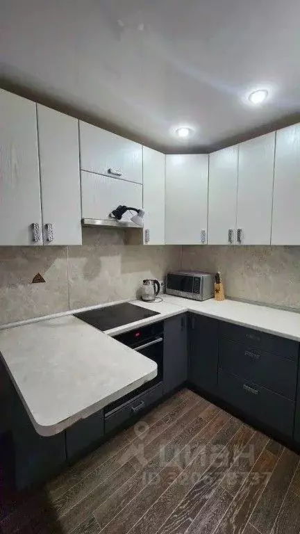 2-к кв. Псковская область, Псков ул. Труда, 60 (34.0 м) - Фото 1