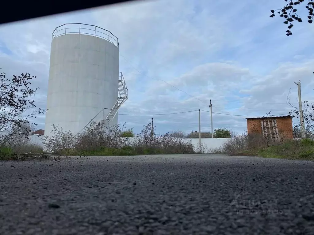 Помещение свободного назначения в Чеченская республика, Надтеречный ... - Фото 1