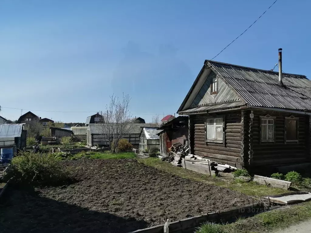 Дом в Свердловская область, Ревда ул. Максима Горького (42 м) - Фото 1