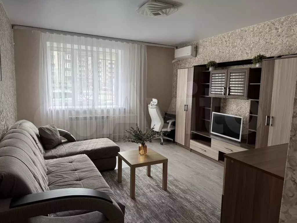 3-к. квартира, 76,8 м, 1/9 эт. - Фото 1