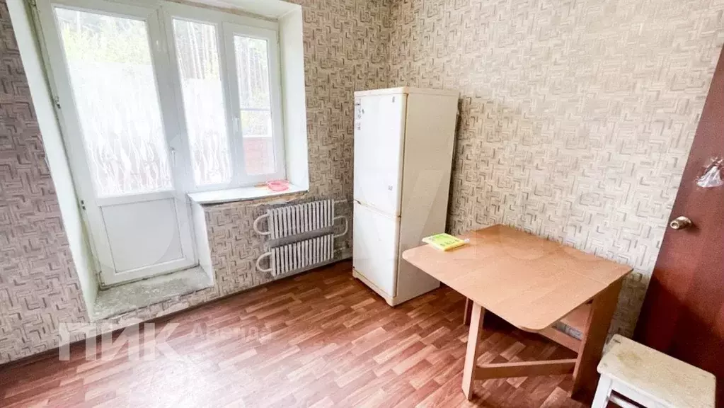 1-к. квартира, 40 м, 1/9 эт. - Фото 1