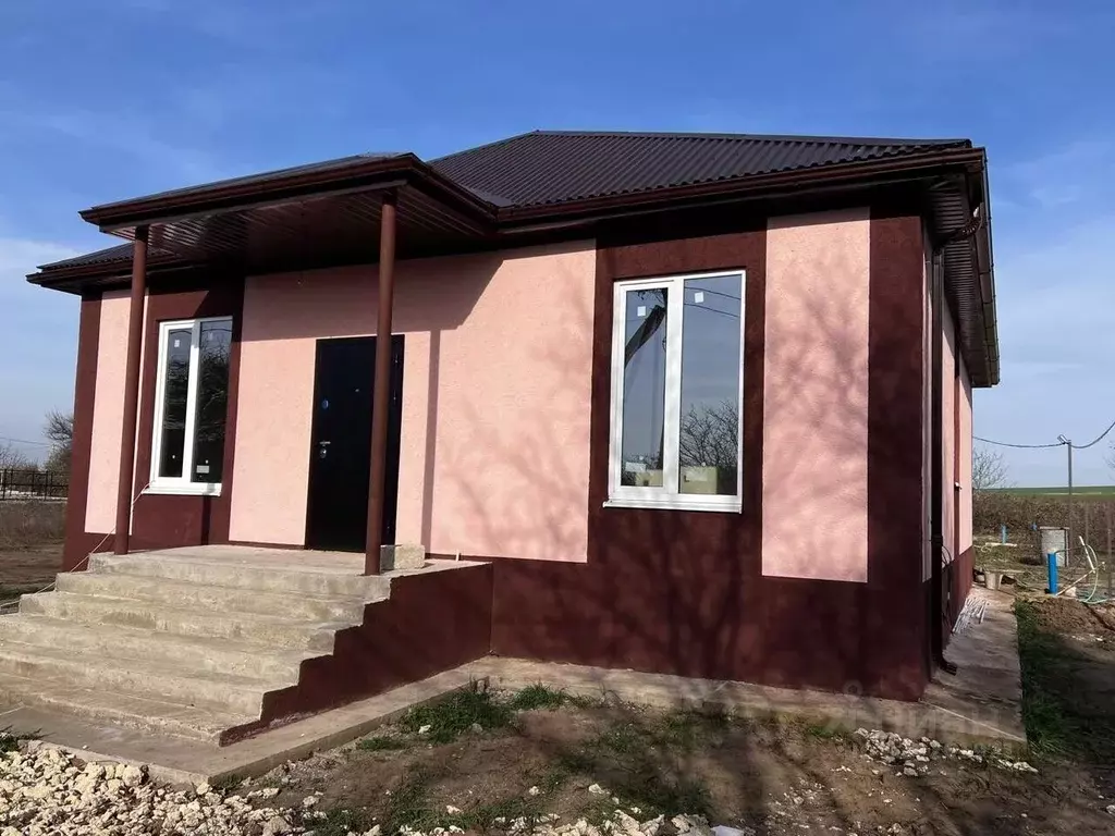 Дом в Краснодарский край, Темрюк ул. Анджиевского (90 м) - Фото 2