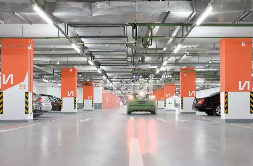 Гараж в Тюменская область, Тюмень ул. Евгения Войнова, 7 (14 м) - Фото 1