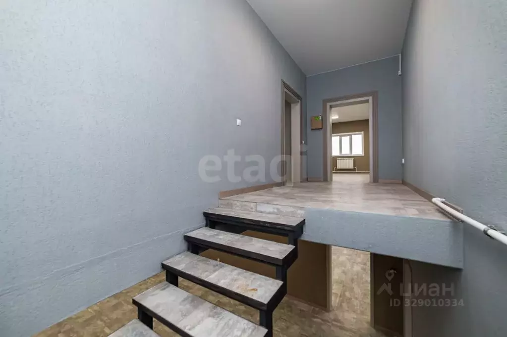 Помещение свободного назначения в Курганская область, Курган ул. ... - Фото 1