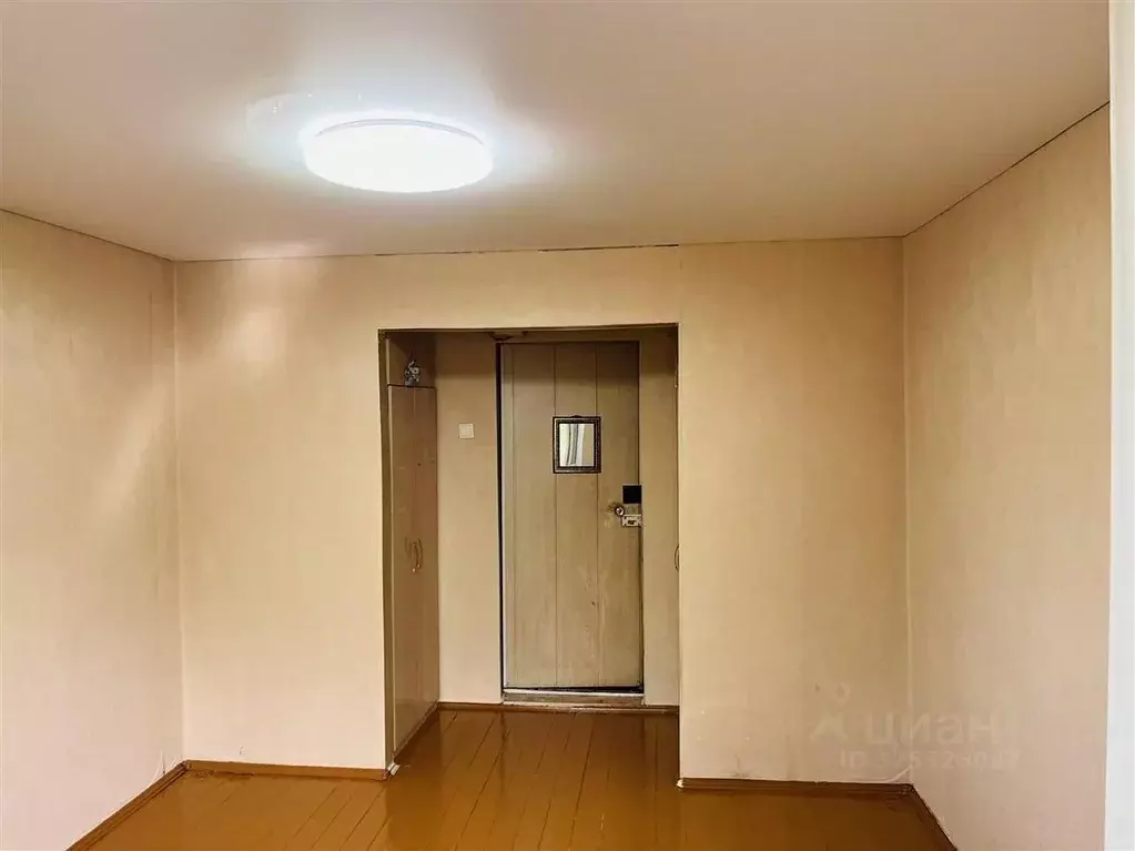 Комната Свердловская область, Екатеринбург ул. Вали Котика, 9 (14.1 м) - Фото 2