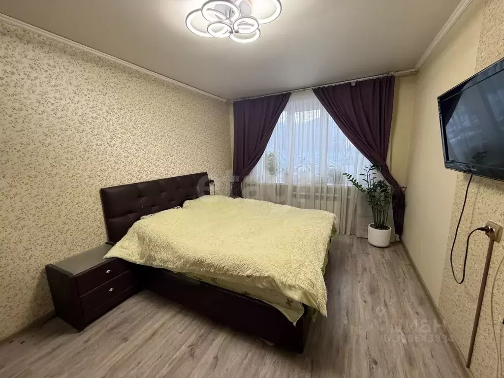 3-к кв. Орловская область, Орел ул. Кузнецова, 2 (67.4 м) - Фото 1