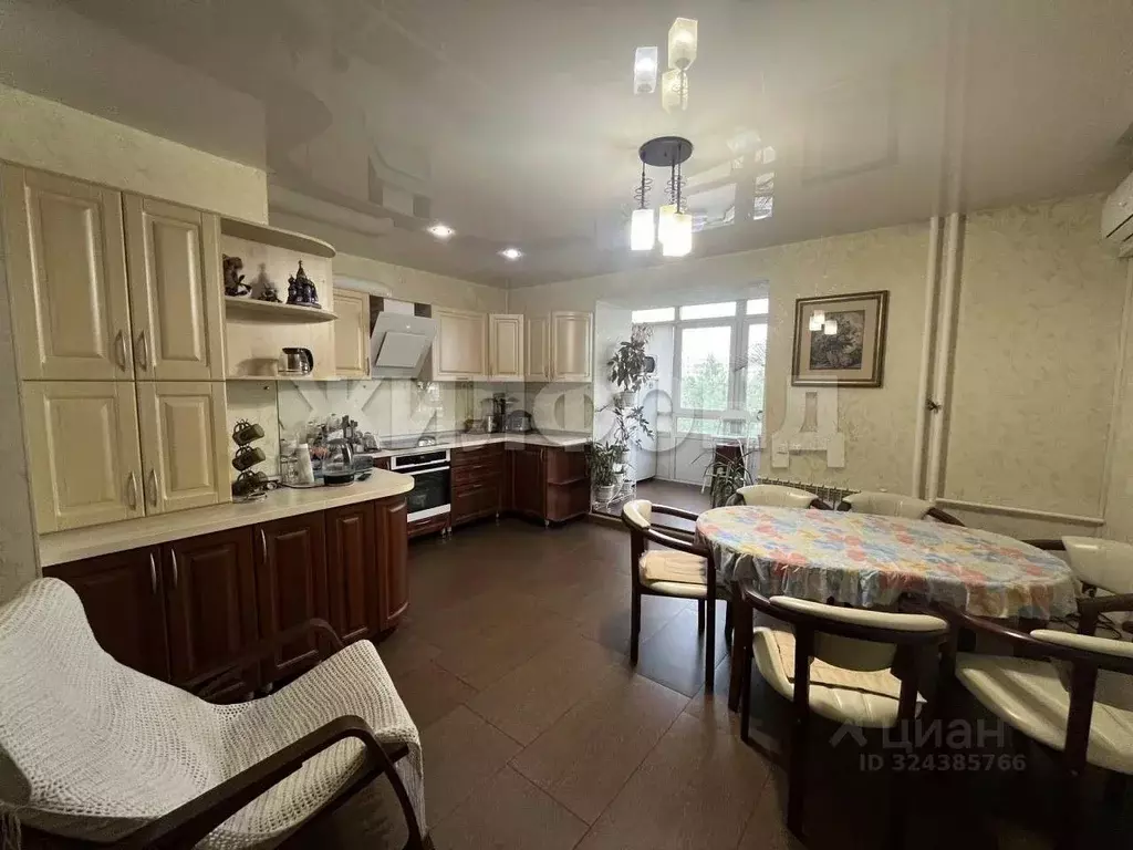 2-к кв. Хакасия, Абакан ул. Лермонтова, 18 (71.6 м) - Фото 1