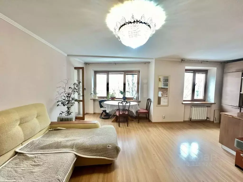 1-к кв. Приморский край, Владивосток Некрасовская ул., 96/2 (55.7 м) - Фото 1