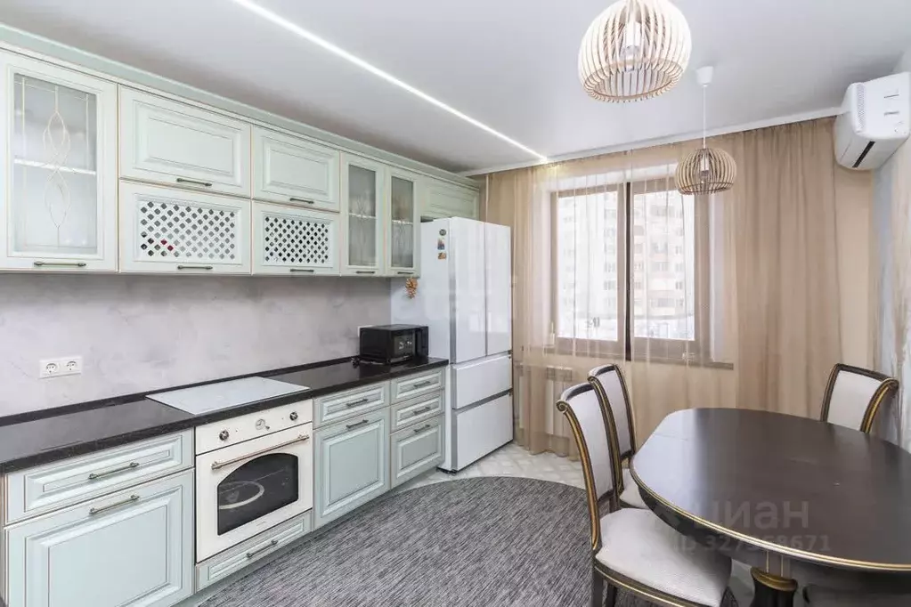 2-к кв. Тюменская область, Тюмень Широтная ул., 129к2 (64.5 м) - Фото 1