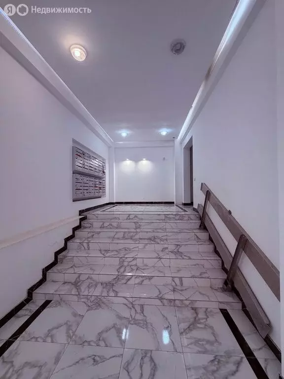 1-комнатная квартира: Каспийск, улица Магомедали Магомеджановa, 31 (46 ... - Фото 2