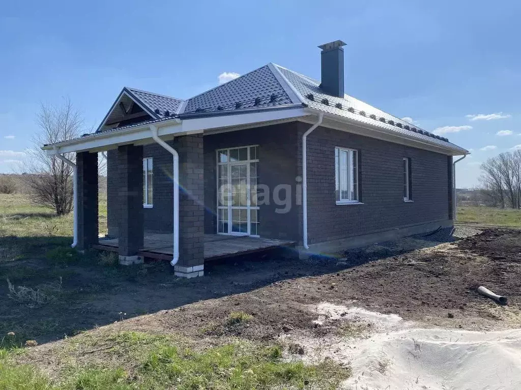 Дом в Воронежская область, Семилукский район, с. Девица Первомайская ... - Фото 1