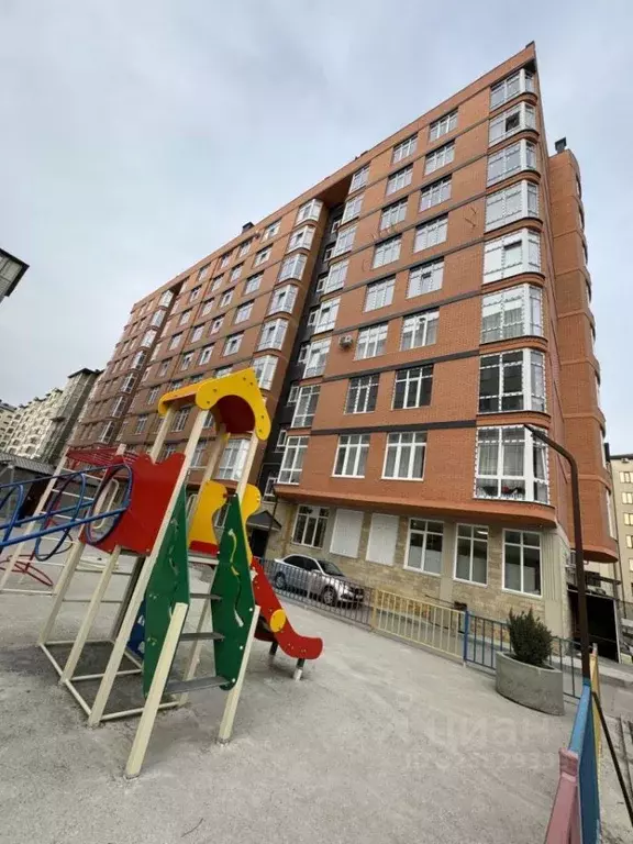 2-к кв. Кабардино-Балкария, Нальчик ул. Чернышевского, 201Е (68.1 м) - Фото 1