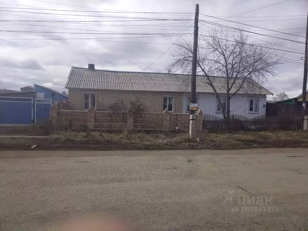 Дом в Челябинская область, Верхнеуральский район, Межозерное городское ... - Фото 0