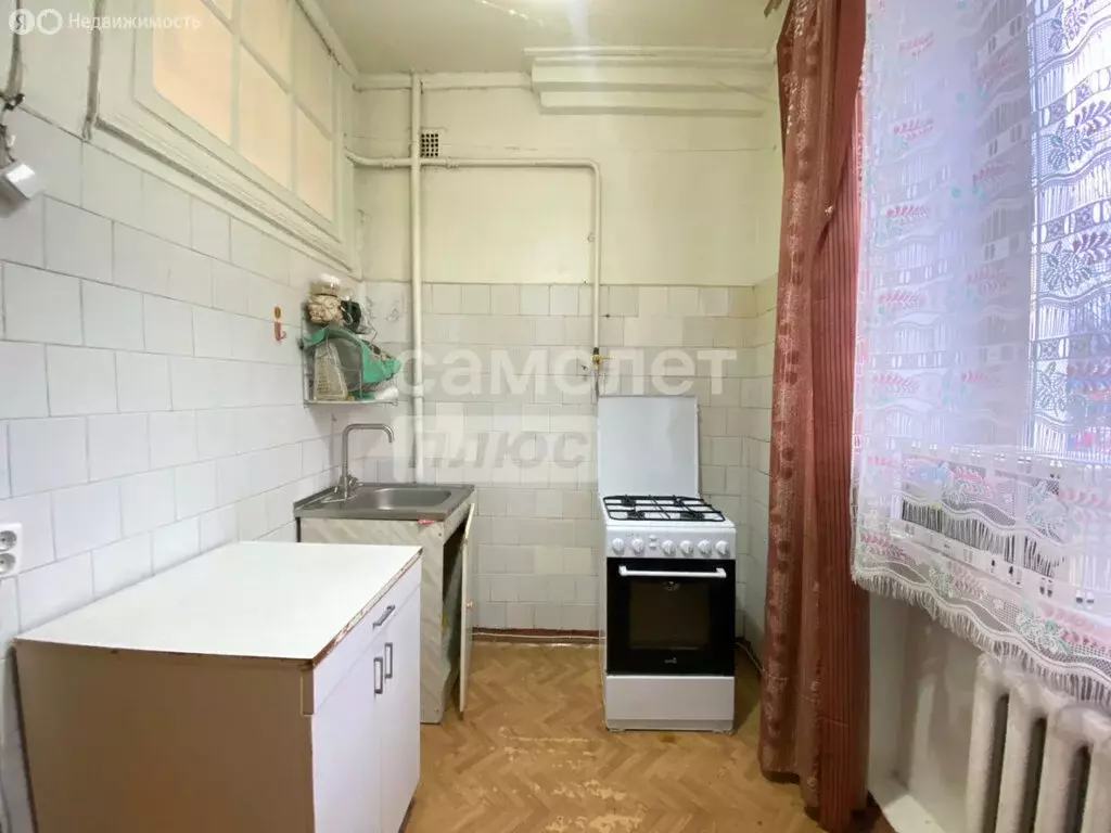 2-комнатная квартира: Наро-Фоминск, микрорайон Южный, улица Ленина, 13 ... - Фото 0