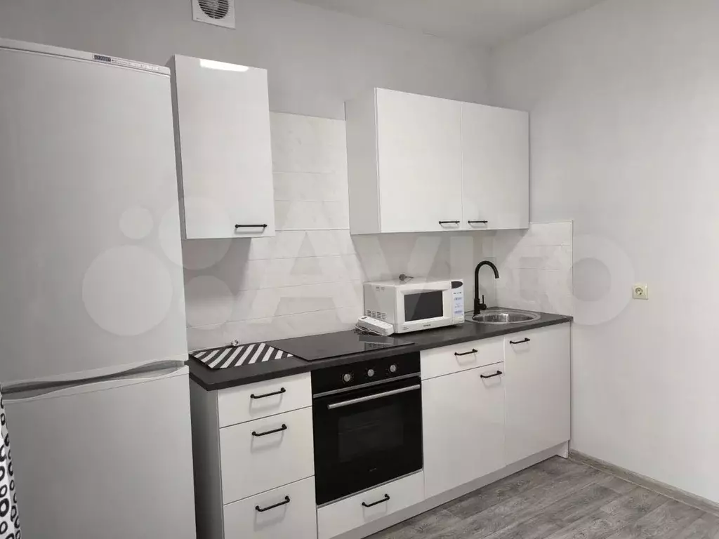 1-к. квартира, 40 м, 9/17 эт. - Фото 0