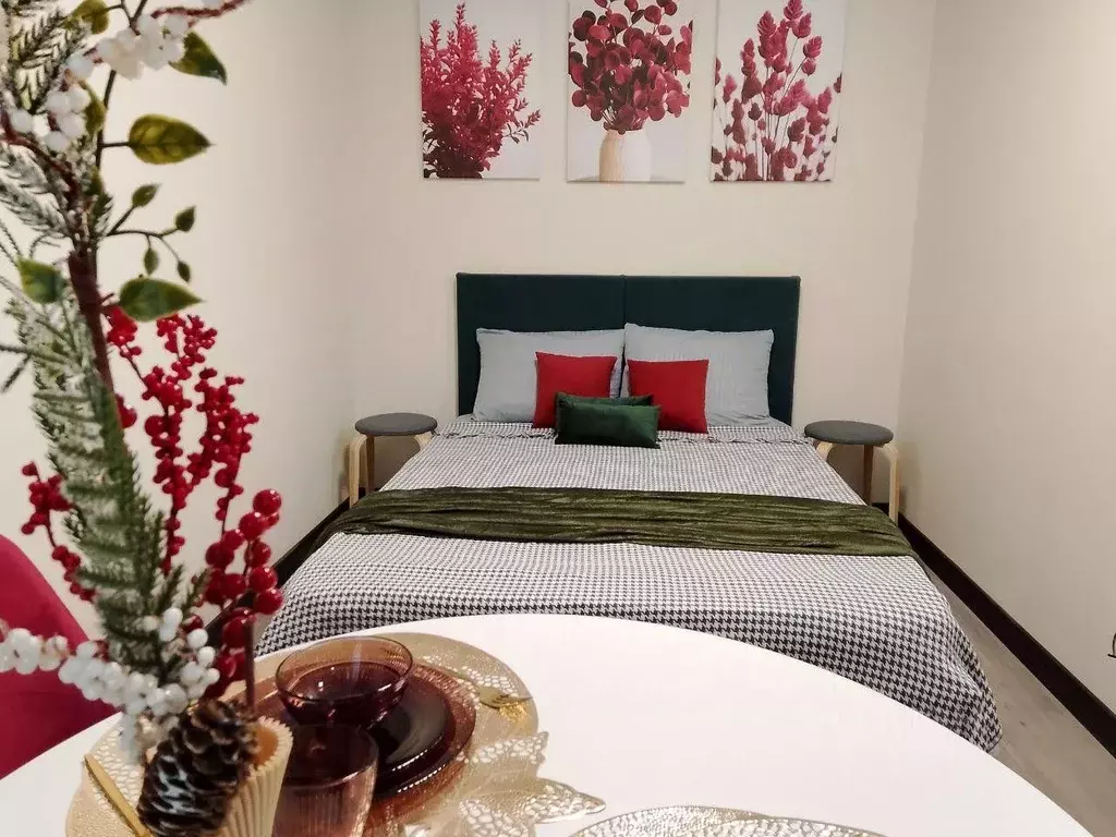 1-к кв. Тюменская область, Тюмень ул. Мельникайте, 83 (22.0 м) - Фото 0